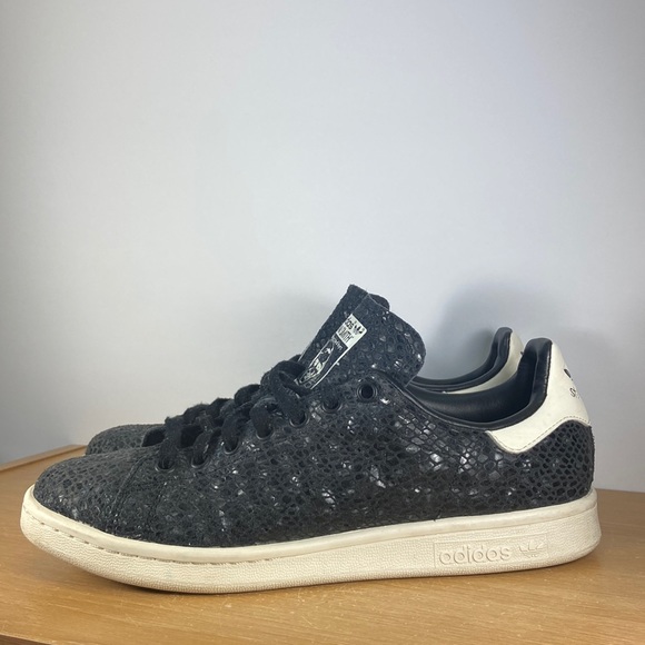 camo snakeskin stan smith
